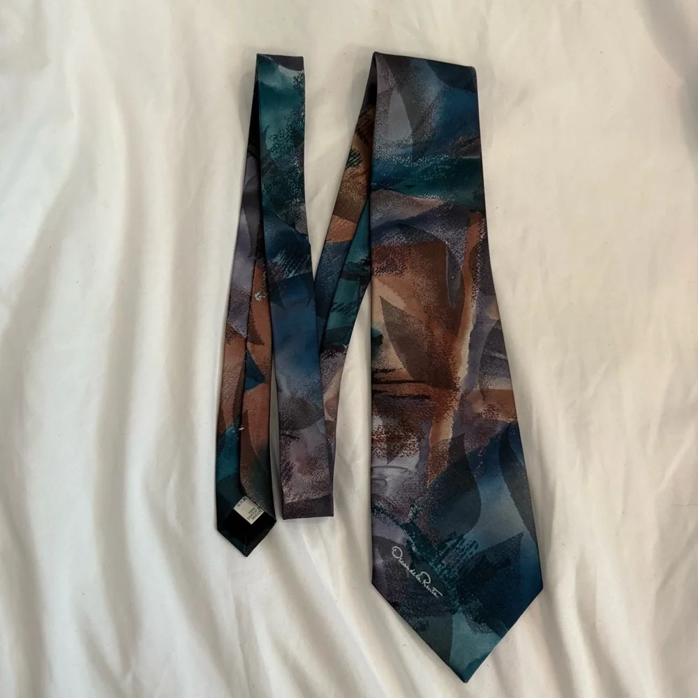 Like New Vintage Oscar de la Renta Studio Abstract Watercolor Silk Tie